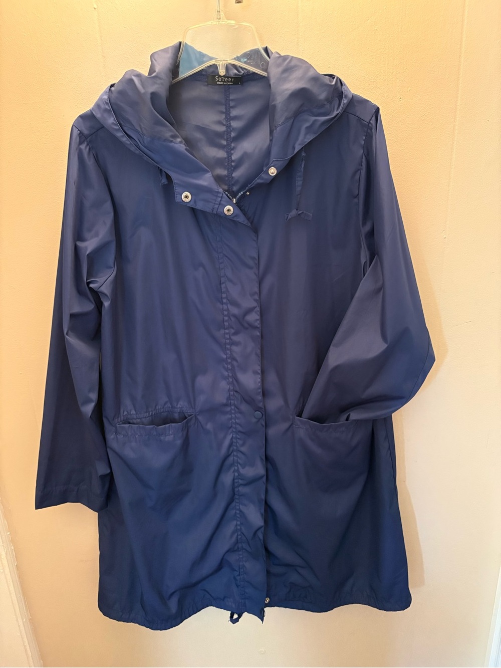 SO CUTE! SoTeer Navy Hooded Long Rain Jacket for Women